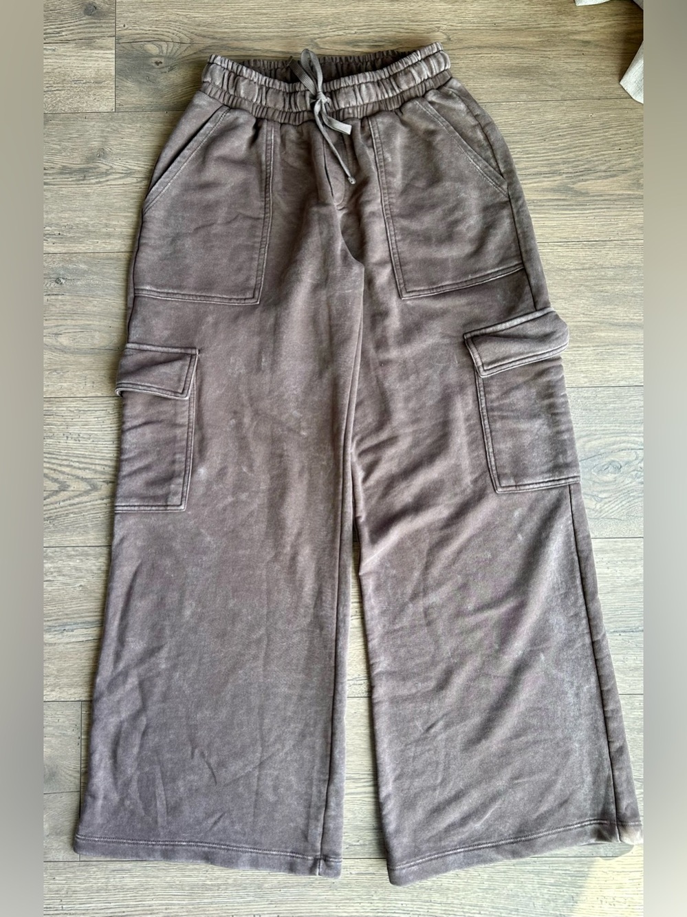 wild fable Wide-Leg Cargo Sweatpants in Brown